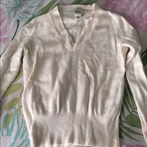 Cashmere cream sweater